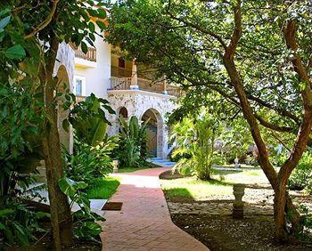 Marina Puesta Del Sol Hotel Aposentillo Exterior photo